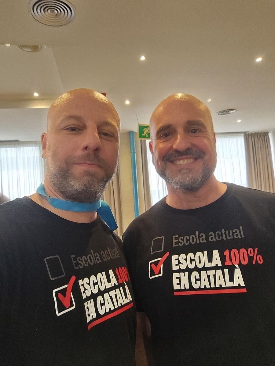 Txusmt's tweet photo. Jo ho tinc clar!! I vosaltres?
#congres2x #alhora https://t.co/jlvjBQaZSQ