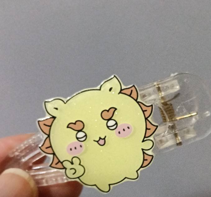 misamisamisa08's tweet photo. 実家の最後のにゃんが危ないときいて帰ってきた！まだ生きてるよかた♡🐈‍⬛（子宮筋腫摘出、糖尿病+🆕酸素室デビュー19歳と半年）おにゃのこ❤生きてるだけで尊い存在！！ママンにシーサーもどきもらた🌺 https://t.co/rN8DlxYzx3