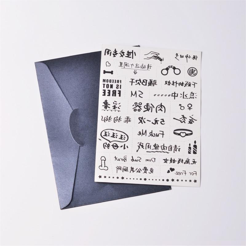 noxo_1135oz's tweet photo. The new desk decor includes a fun [xingyan] sticker and a vintage [guan] decor that adds both personality and statement style to my workspace. https://t.co/uFKVy64wAV