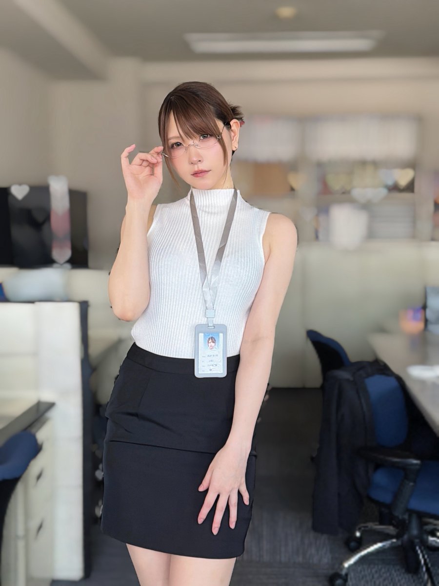 R_Ap8_'s tweet photo. よく見えるメガネ？ https://t.co/ALufxNMrZA