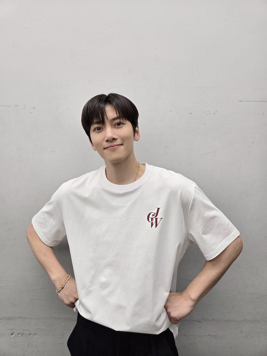 JCW_RUBEUS_JPFC's tweet photo. 2026 #チ・チャンウク Japan Tour
~Just Come With~

大阪公演2日間、無事終了しました✨

ご来場いただいた皆様、
一緒に素敵な時間を過ごしてくださり、ありがとうございました🤍

大阪のみんな、また会おうな🫶！

#지창욱 #JiChangWook
#JustComeWithチチャンウク https://t.co/lL230u0ij4
