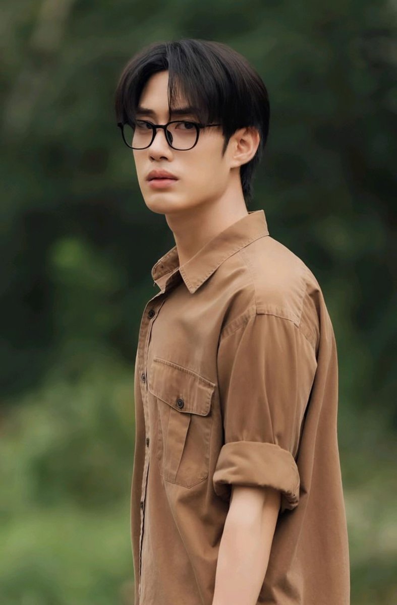moonxest's tweet photo. THE HOTTEST NERD EVER IS SO BACK

KHEMJIRA IN OCTOBER 
#เขมจิรากลับมาอีกครั้ง 
#KhemjiraForeverTheSeries https://t.co/BGFPzb6Kv2