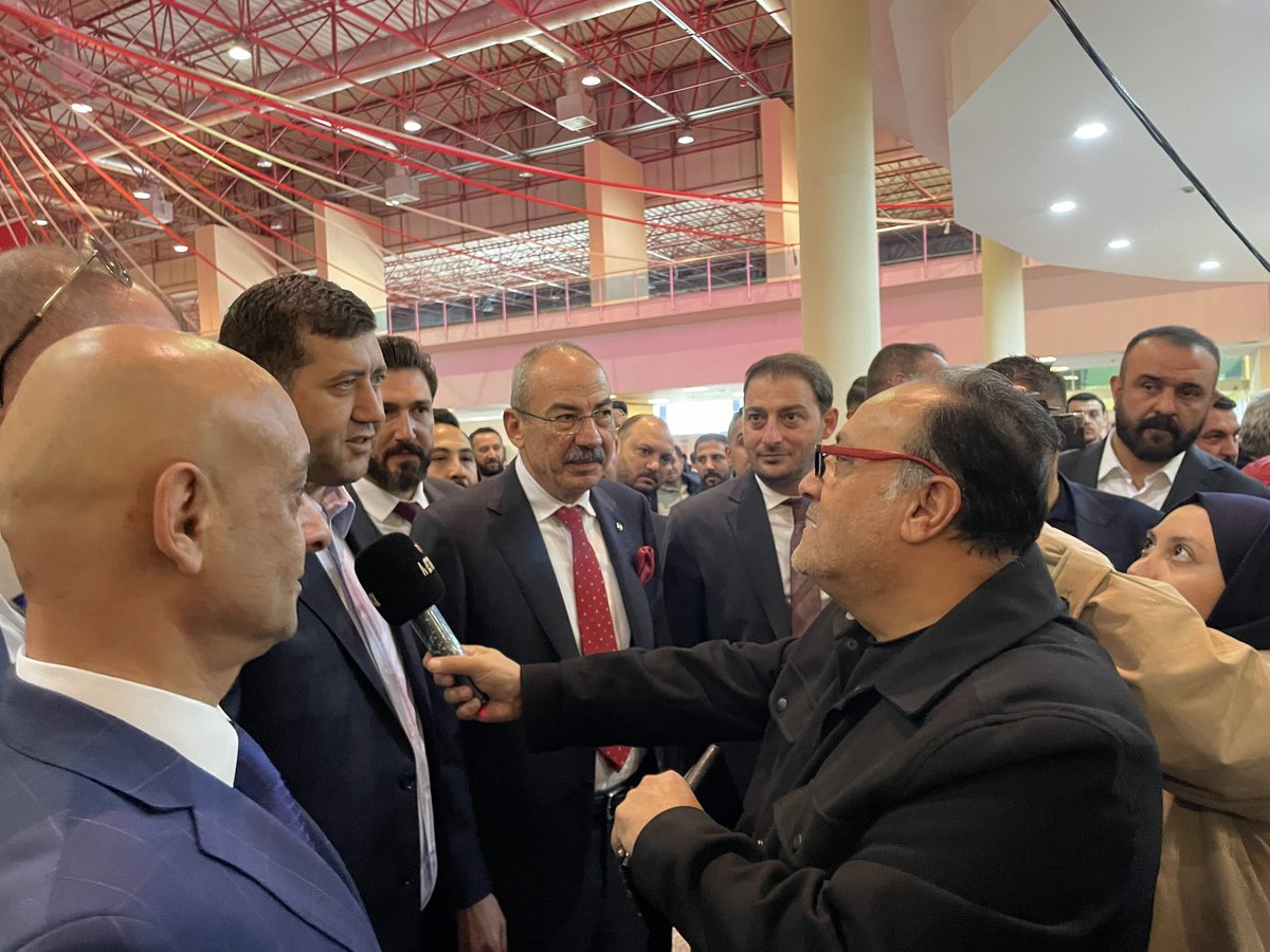 MhpKayseri38's tweet photo. 📍 KAYSERİ TİCARET ODASI

Kayseri Ticaret Odası seçimlerine, Kayseri Milletvekilimiz Sayın Baki Ersoy ve İl Başkanımız Sayın Enes Ertuğrul Kalın ile birlikte katıldık.

Kayseri’mizin ticaret hayatına değer katacak, şehrimizin ekonomik gücünü daha da ileri taşıyacak iki kıymetli adayımızın da yanındayız.

Her iki adayımıza da çıktıkları bu yolda gönülden başarılar diliyor; seçimlerin Kayseri’mizin ticaret erbabına, esnaf ve iş dünyamıza hayırlı olmasını temenni ediyoruz.@bakiersoymhp @enesertugrulk