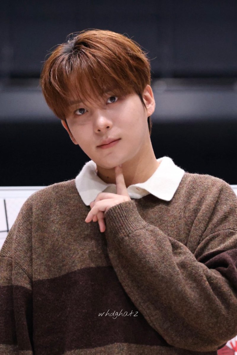 whdghatz's tweet photo. 261003 ATEEZ 団サ

🐻🤎🍂🧶🪾🍁

#ATEEZ #에이티즈 #JONGHO #종호 #ジョンホ https://t.co/n6CPg8VcbC