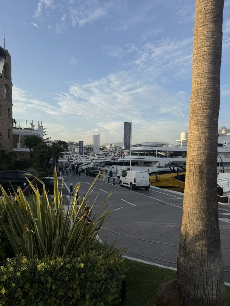 Na1f_v's tweet photo. MARBELLA 🤍 https://t.co/Tk4Pyv3iHB