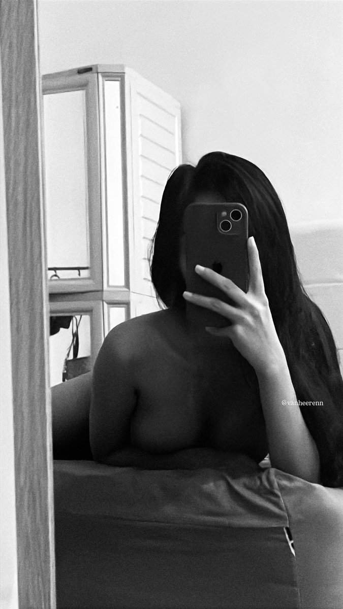 vanheerenn's tweet photo. stress and horny at the same time 🫩 https://t.co/q6oLo33x3S
