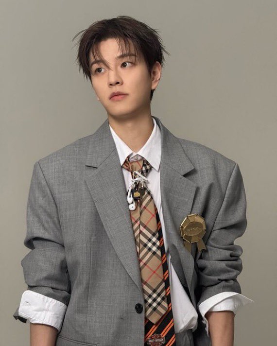 M1N922_'s tweet photo. Seungmin🐶🤍 https://t.co/83ndLaFFU7