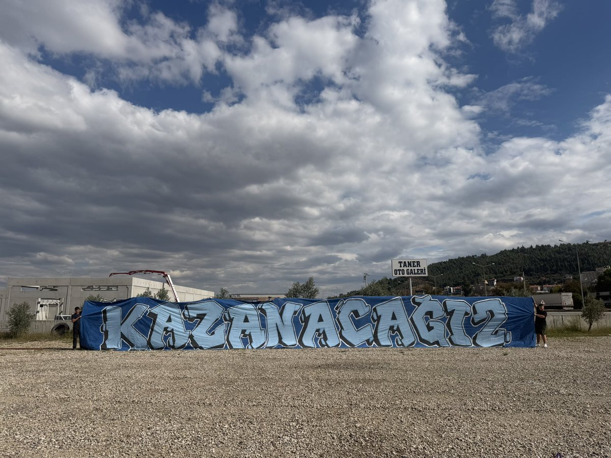 kuzeykalealt's tweet photo. Bir gün kazanacağız,o güne kadar belki her gün öleceğiz ama asla vazgeçmeyeceğiz..

#ŞimşeklerGrubu
#YaşasınDemirspor https://t.co/1gsDPiyXrb