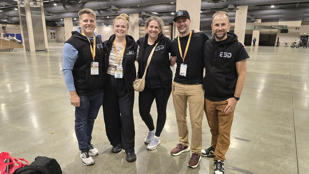 E3DOnline's tweet photo. A week ago today we were having the BEST time at @3DPrintopia! It was so much fun to have @Kaizen3DPrints on our booth and be neighbours with @Proto_pasta, showing people how to make the most out of their ObXiDian 500 nozzles and how to print some incredible textiles!

Thanks so much to everyone who stopped by our booth to say hello. 👋 We loved seeing you all 💙 and the BIGGEST thank you goes to our good friend @repkord for helping orchestrate all of the fun!

If you couldn’t make to the event then never fear, you can still learn all about 3D printing fabric here🧑‍🎓 https://t.co/wF61TUgMyV

#3DPrintopia
#3DPrinting 
#3DPrint 
#3DPrintedFabric 
#ObXiDian500
