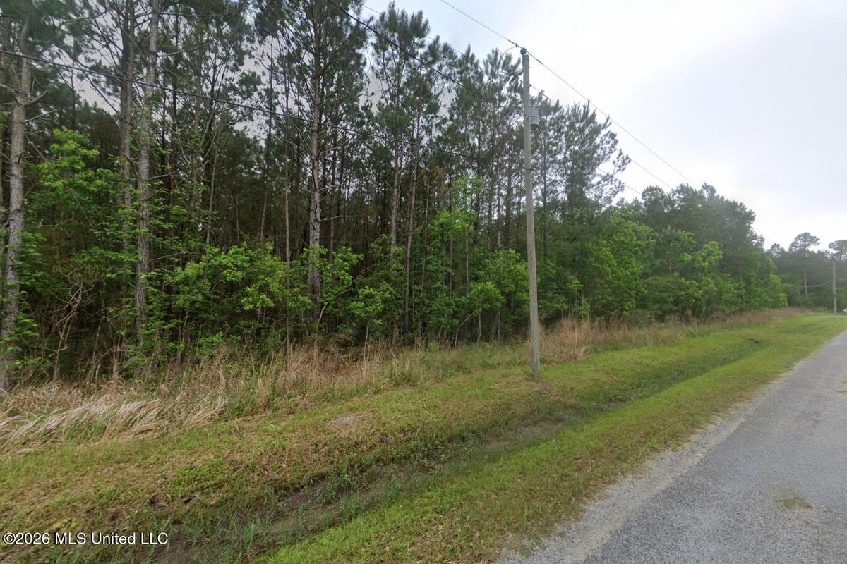 charterpointpdx's tweet photo. 🏡 0.41 acre · 3 combined lots · Twelfth St, Shoreline Park, Bay Saint Louis, MS 39520
💵 $9,000 cash · OF $1,999 down · $179/mo · 5 years · 9.5% · OF price $10,500
MLS# 4157362 · Holly Lemoine-Raymond · 601.569.6099 / 228.466.6643
#BaySaintLouis #MississippiLand https://t.co/HHDqxePZwW