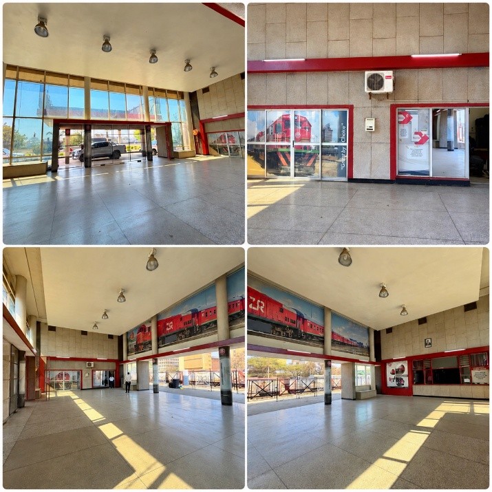 JapanEmb_Zambia's tweet photo. 人口200数十万人の首都の名前を冠したルサカ駅

街中にありながら、退色の進んだ駅の看板、ひと気のない簡素な構内、施錠されたホーム・・・日本の秘境駅とはまた違う何かがありました

駅前の広場（空地）には往時を忍ばせる機関車の展示も。それはまた追って

＃あなたにザンビア　＃ザン鉄 https://t.co/dxB2dMKb1M