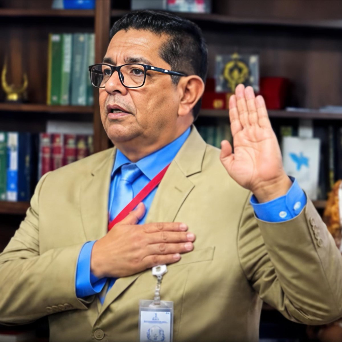 nelsonpvzla2's tweet photo. Él es Carlos Bonilla, presidente del Circuito Judicial del estado Carabobo. Se le señala de bloquear la sentencia de la Sala 1 de Apelaciones en el caso Paramacay, la cual revocaría la injusta condena de 30 años dictada por el juez Luis Francisco Ovalles contra el capitán Juan Caguaripano.

Vale recordar que este mismo juez Ovalles me condenó a 15 años de prisión y que Bonilla fue el ponente que rechazó mi apelación. Un reflejo claro del patrón sistemático y criminal del aparato judicial contra los presos políticos.