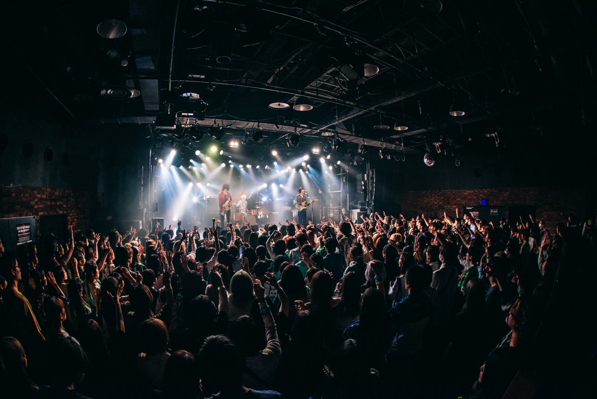 OisicleMelonpan's tweet photo. ￤THANK YOU!!￤

おいしくるメロンパン avenue tour
- sleepwalk -

広島公演にお越しいただいた皆様、ありがとうございました🚶🏻

photo by @ao_dramatic_aoi https://t.co/X662ycKDm9