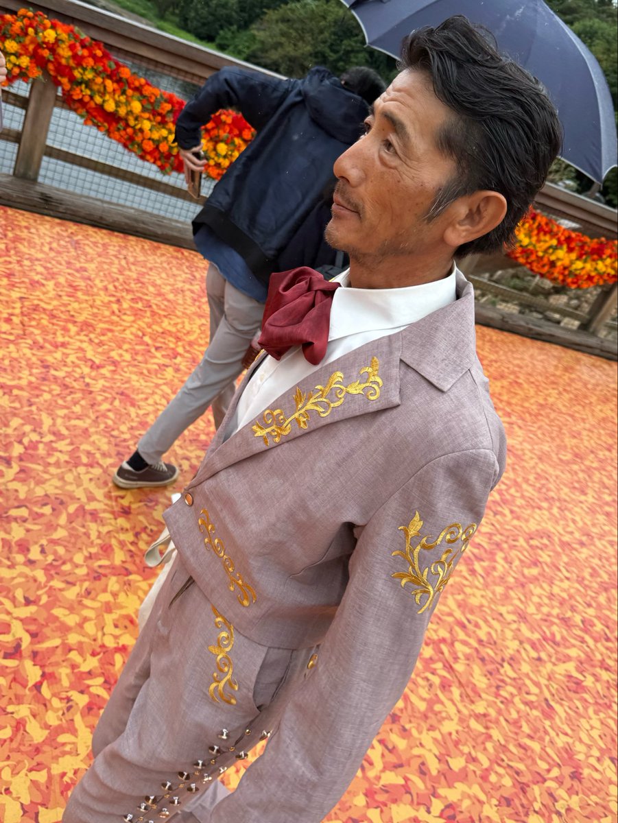 UN_d_crewel's tweet photo. パパ上から
おじさんの仮装写真に沢山♡つけてくれてありがとう
せっかくの写真やし別にモザイクなくてもいいよー
との事なので、モザイクなしで…

#Dハロ2026
#Dハロ仮装 #Dハロ仮装2026 https://t.co/8Zi12RxLUA