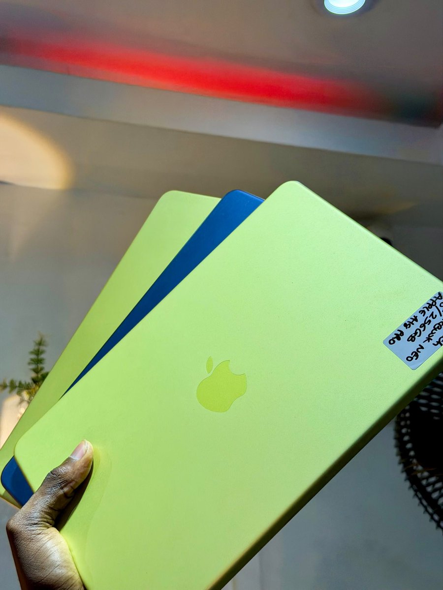 TALLTECHGUUY's tweet photo. *Very Clean MacBook Neo 8Gb 256Gb Available @ ₦850,000✨* https://t.co/pT7CUcmj3k