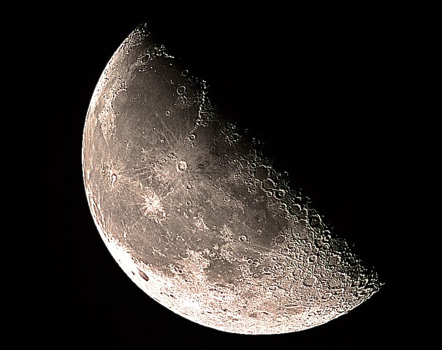 Daniel_Harbin's tweet photo. This morning’s Last Quarter Moon! 48% illuminated. #alabamaweathernetwork #alwx #valleywx #HUNwx @spann @BenSmith_WHNT @weswyattweather @simpsonWVTM13 @AriWeather @monsoonchaser @DrewMcCombs @wxhistorian @Sadiemorristv @AlabamaWXNet @WEATHERmanBURKE @DanielleDozier @jeffcastlewx https://t.co/PmYDziofYf