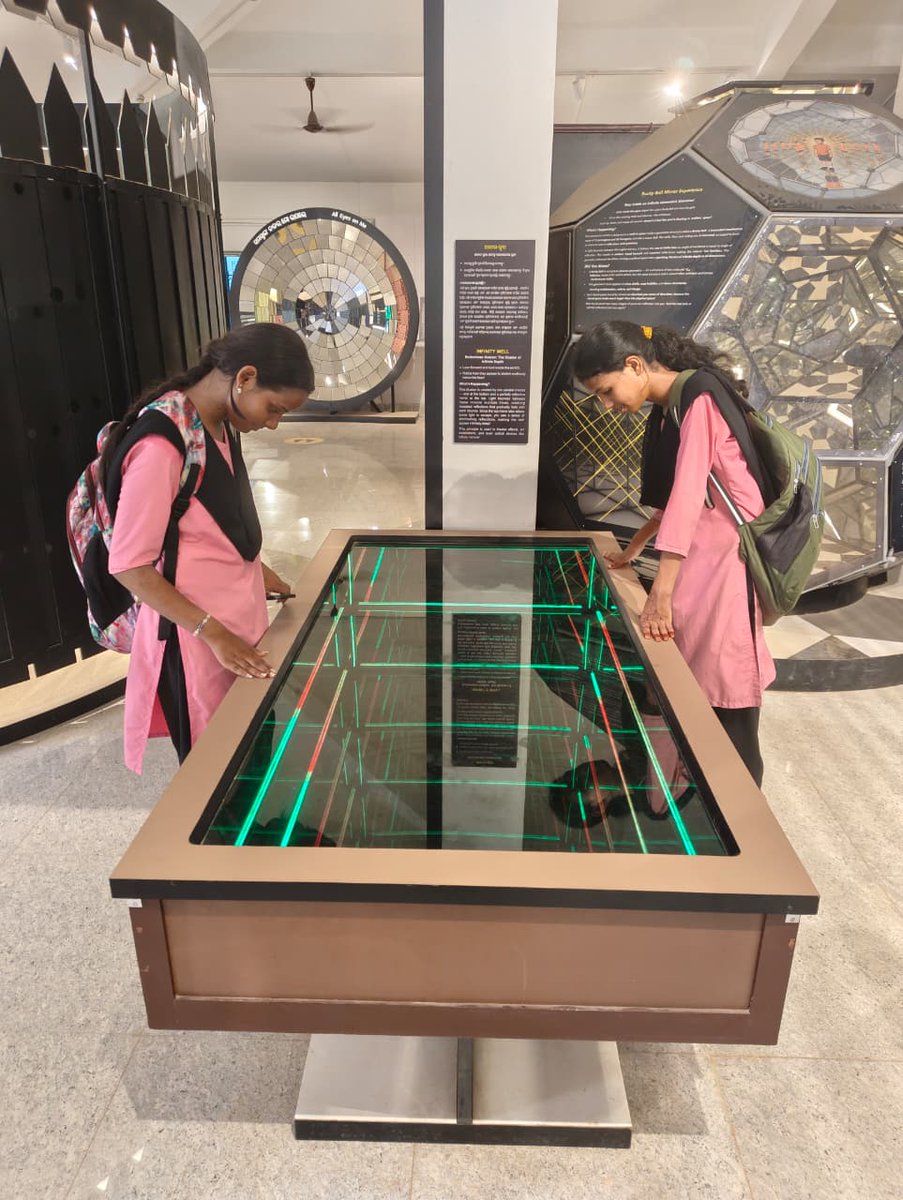 FunScienceDkl's tweet photo. Visitors experiencing the fascinating Mirror Gallery at @FunScienceDkl, a unit of @ncsmgoi, @MinOfCultureGoI where reflections create surprises and science comes alive through interactive experiences.
#dhenkanalsciencecentre #MirrorGallery #VisitorMoments #mirrors #FunWithScience https://t.co/GLewjFiGVA