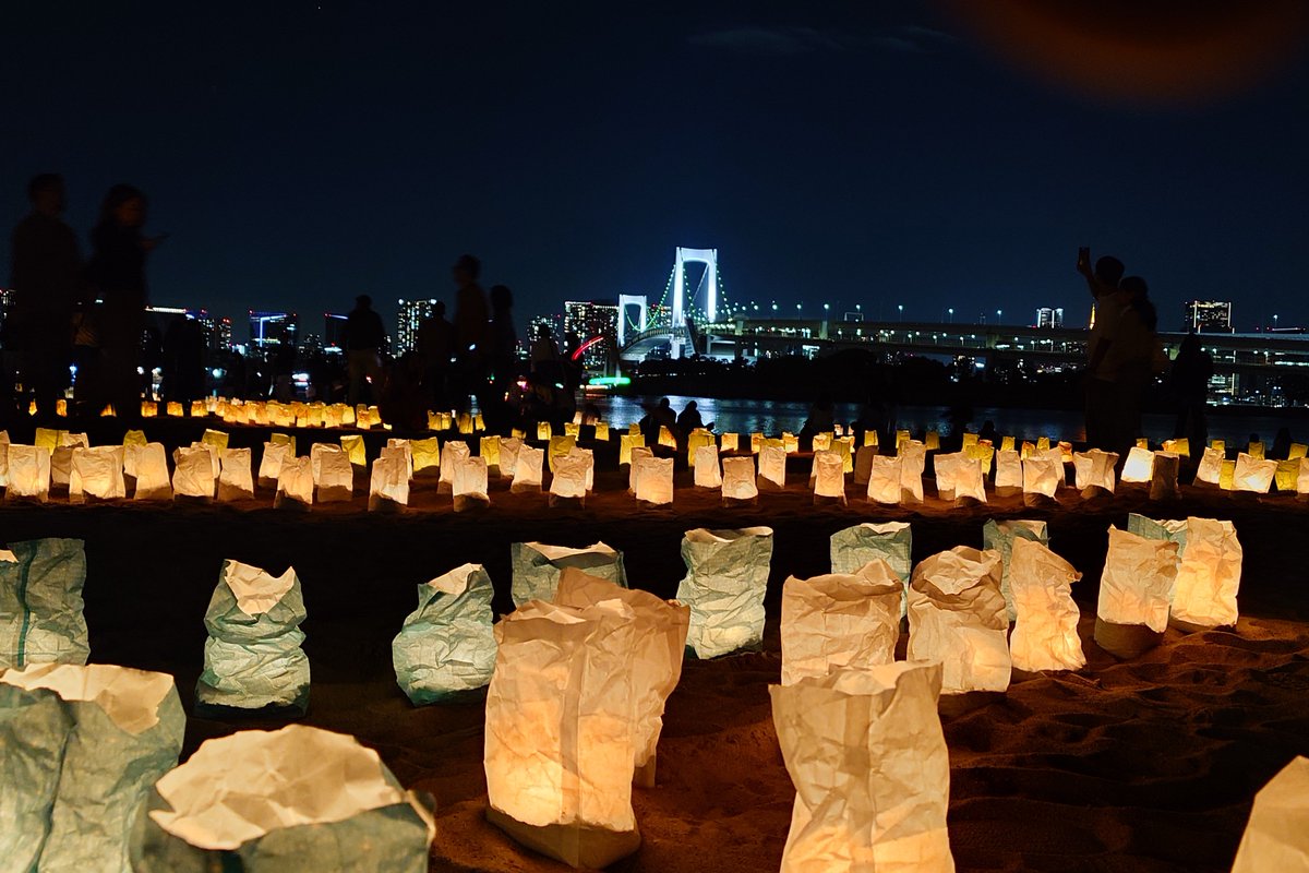ariamk2's tweet photo. お台場行ったら、海の灯まつり開催してました！カメラ持ってくるんだった😅 https://t.co/MIS1ldv3S4