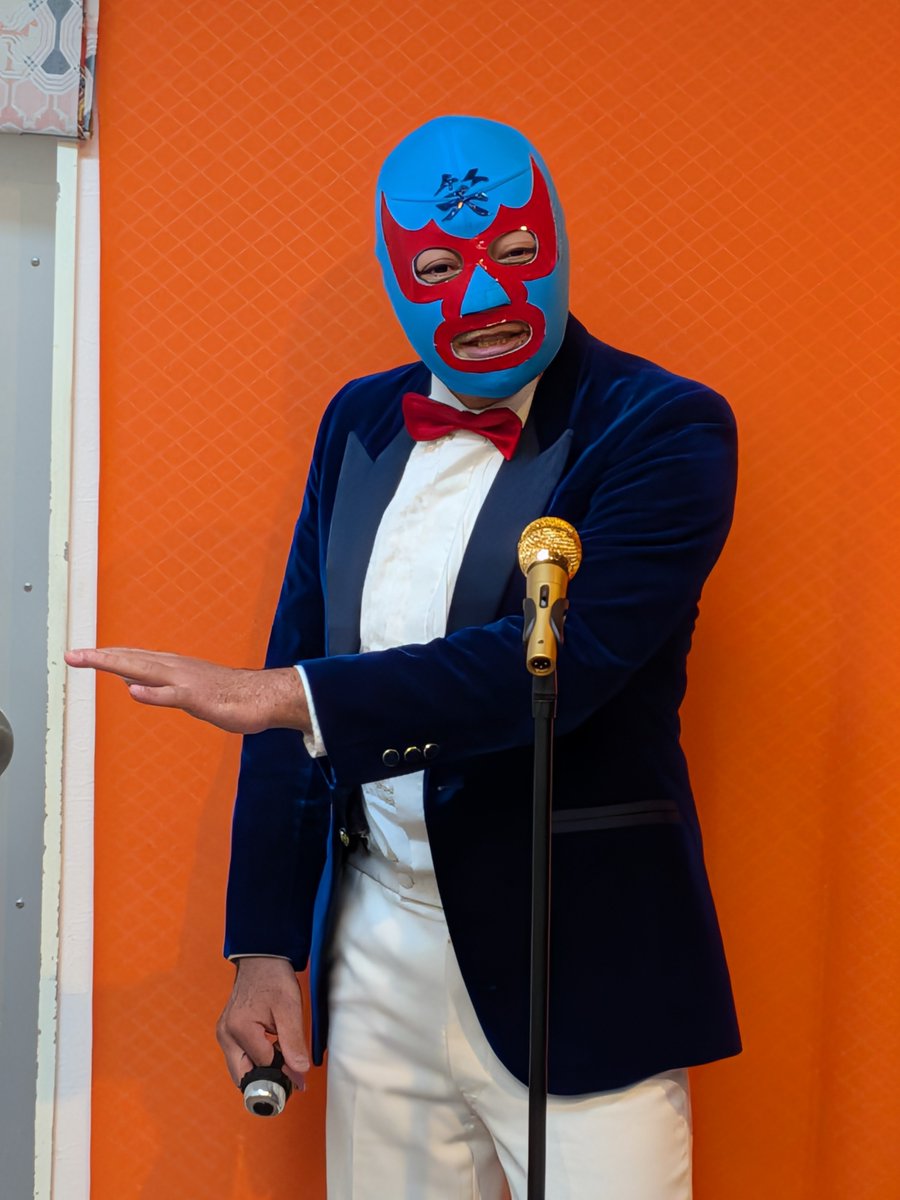 yururi_enishi's tweet photo. 10/3(土)第47回梅香コメディアワー
無事賑やかに終演致しました！
来月11/7はえにし梅香移転から4年🙌第48回梅香コメディアワーでバンザイフェス🙌皆様お誘い合わせの上是非お越し下さい〜🙌
#此花区梅香
#梅香コメディアワー
#コメディアワー
#周年記念 https://t.co/7b564Evi7b