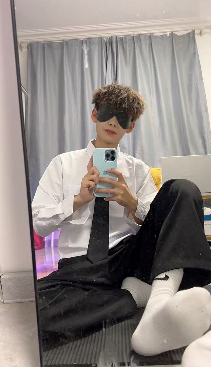 yuyunanmo07's tweet photo. 宝子在大连，现在河北老家，假期来了抓紧时间安排预定起来啦，宇宇男模只做高品质男模，有需要的可以联系我💰入会➕q：3923591350，预定送完整版亲测视频 https://t.co/UAO53WkqNR