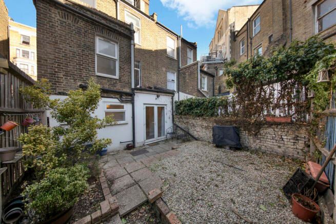 LookProperty's tweet photo. TO LET 🏡

Brett Road, Hackney, E8 📍

£2,000 pcm 💷

One bedroom Period conversion Garden flat in superb location seconds away from Hackney Central Station. The property is offered unfurnished in good condition, viewings are highly recommended.

https://t.co/hasio9UIYw https://t.co/FNwGiQF1ab