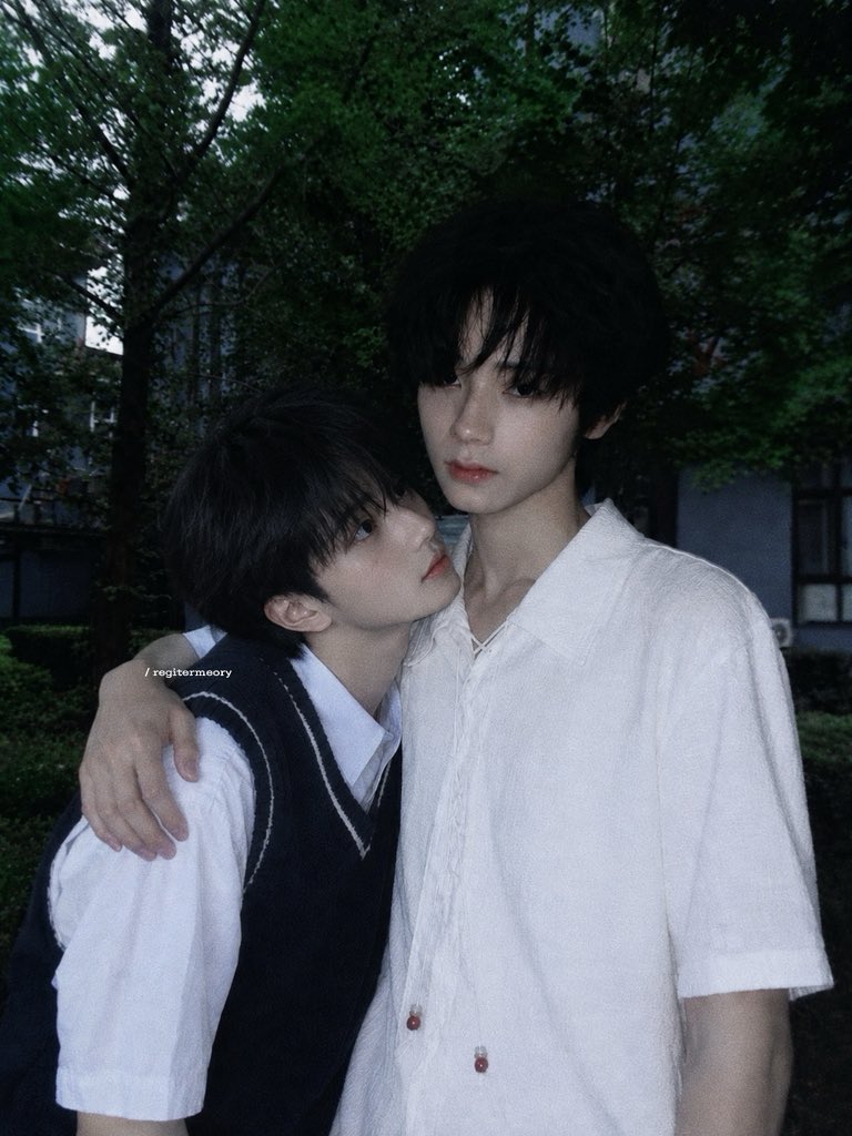namesiweSy's tweet photo. #橹穆 校园💑🏻 https://t.co/lkJXNDrtbl