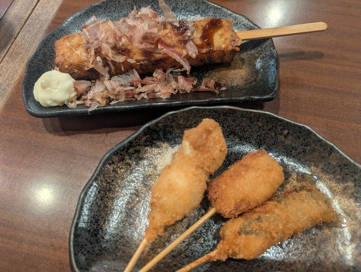 shushu_bell's tweet photo. 花火走ったら間に合った〜（ジム効果）
屋台飯食べ損ねたのでまるまつで補う https://t.co/6QolQnFx96