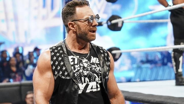 DFW_Wrestling's tweet photo. @jaydenfatuFed @LANightDFW's THEME HITS!

The crowd EXPLODES in cheers as Los Angeles Night storms out onto the stage, Matching the crowds electricity as he looks dialed in and FOCUSED. He walks around the ring. Making sure he scans Jayden Fatu before entering with a purpose. https://t.co/nus3VXvg8s