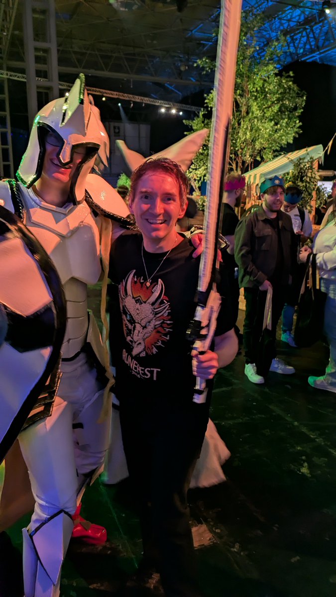 Rainyflix's tweet photo. The cosplays at RuneFest this year are incredible ✨🥹 Look at these legends https://t.co/bWnkDP7dpV