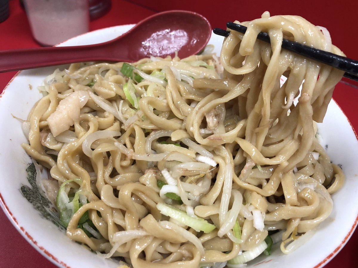 oysm_kmn's tweet photo. ラーメン二郎 大宮公園駅前店
大汁なし 大盛長ねぎ https://t.co/gEvv1S2Gtf