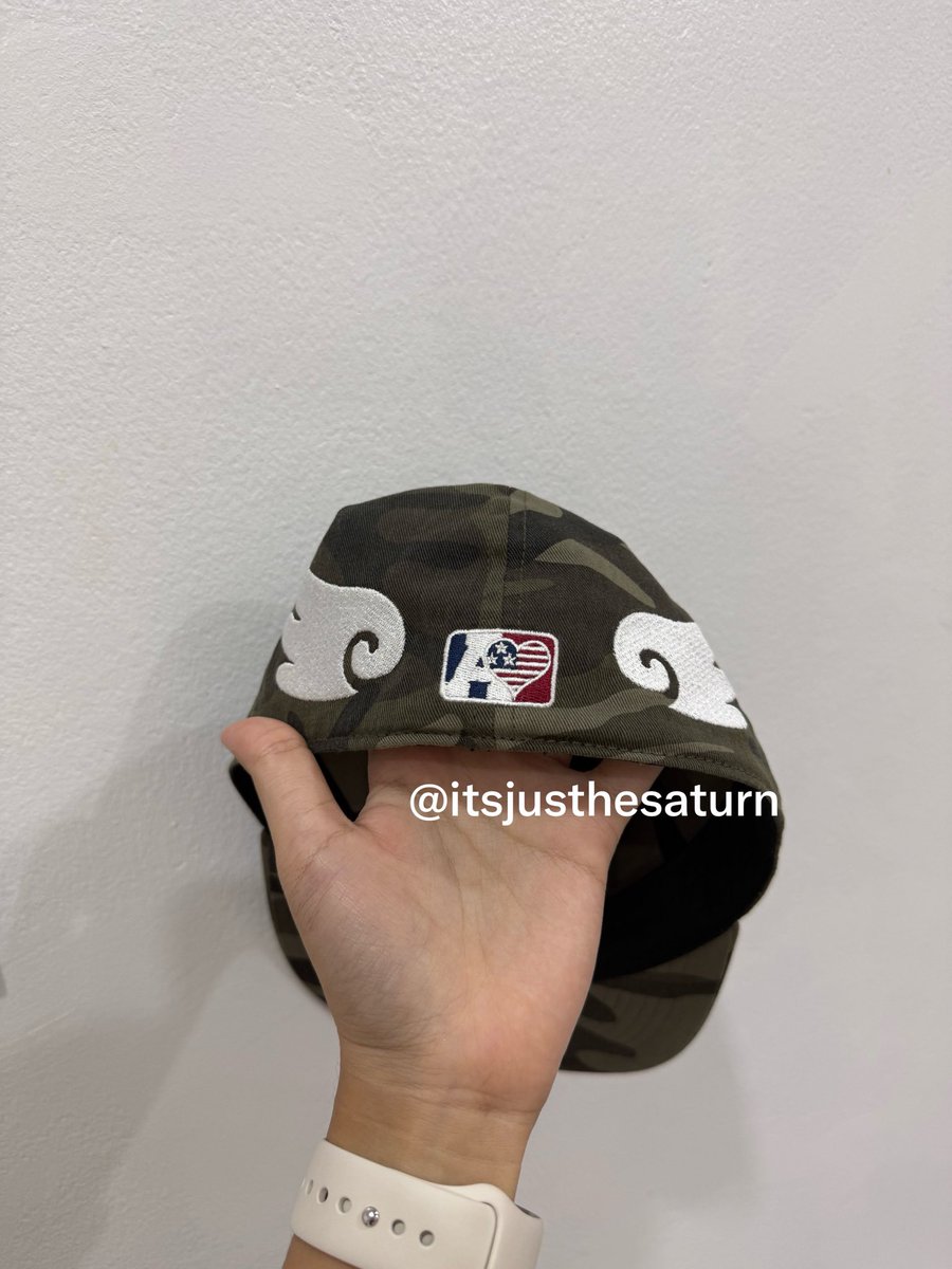 itsjusthesaturn's tweet photo. ส่งต่อ / ปล่อยต่อ หมวก aeae
>>> AE SYMBOL ANGEL WING CAP [CAMO] size 0🪽
-เคยใส่ 2 ครั้ง
-มีรอยเหลืองตรงป้ายนิดๆ
-มีถุง/ป้าย
>>> 1300 รส.
ทักมาขอดูเพิ่มเติมได้
พร้อมโอนลดได้นิดหน่อย
สนใจ dm 🪷
*ไม่รับผ่อนค่ะ

#ส่งต่อaeae #aeae #หมวกaeae #ส่งต่อหมวก #พรีออเดอร์ #พรีออเดอร์เกาหลี https://t.co/6fCAFjog4T