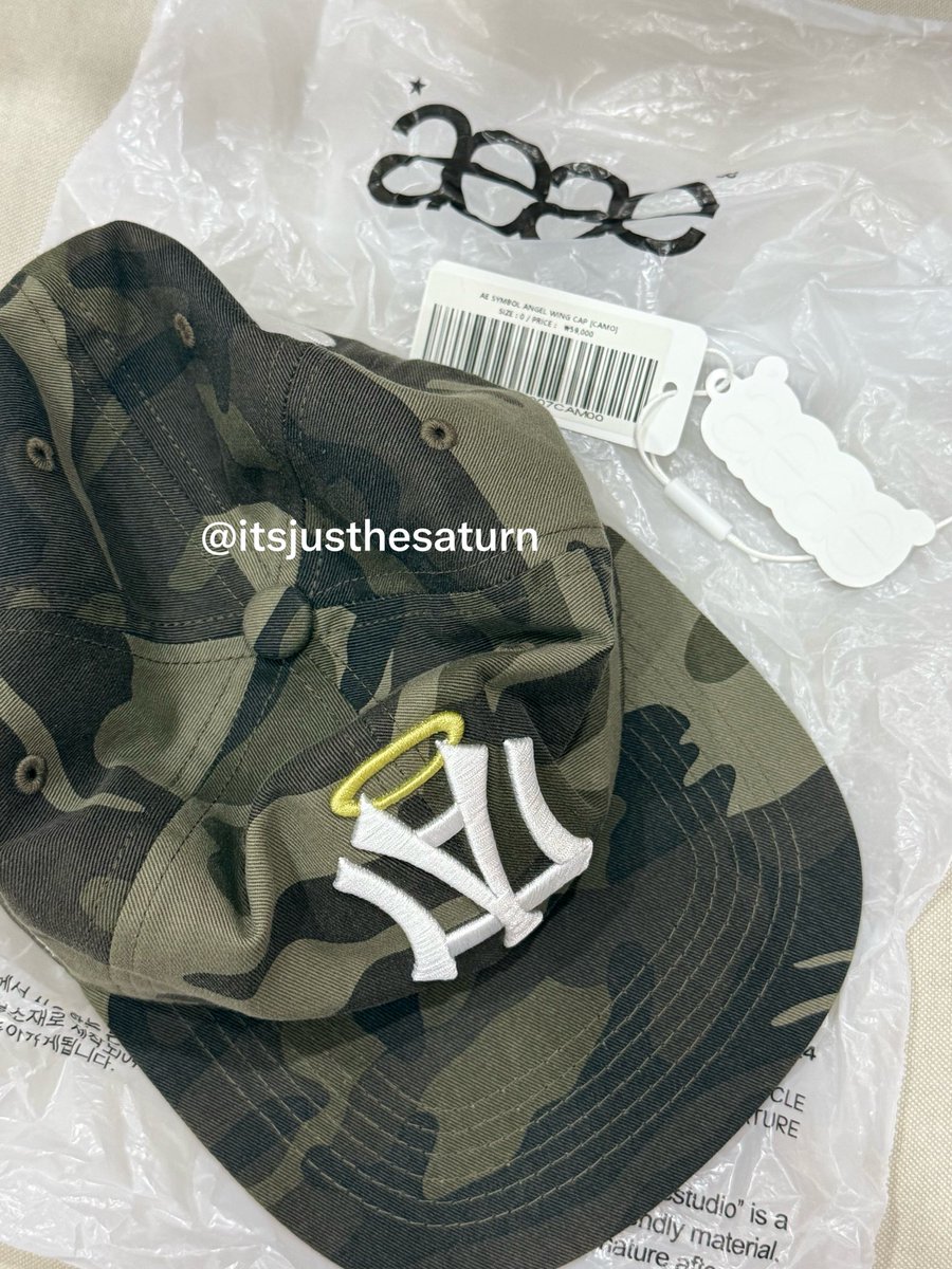 itsjusthesaturn's tweet photo. ส่งต่อ / ปล่อยต่อ หมวก aeae
>>> AE SYMBOL ANGEL WING CAP [CAMO] size 0🪽
-เคยใส่ 2 ครั้ง
-มีรอยเหลืองตรงป้ายนิดๆ
-มีถุง/ป้าย
>>> 1300 รส.
ทักมาขอดูเพิ่มเติมได้
พร้อมโอนลดได้นิดหน่อย
สนใจ dm 🪷
*ไม่รับผ่อนค่ะ

#ส่งต่อaeae #aeae #หมวกaeae #ส่งต่อหมวก #พรีออเดอร์ #พรีออเดอร์เกาหลี https://t.co/6fCAFjog4T