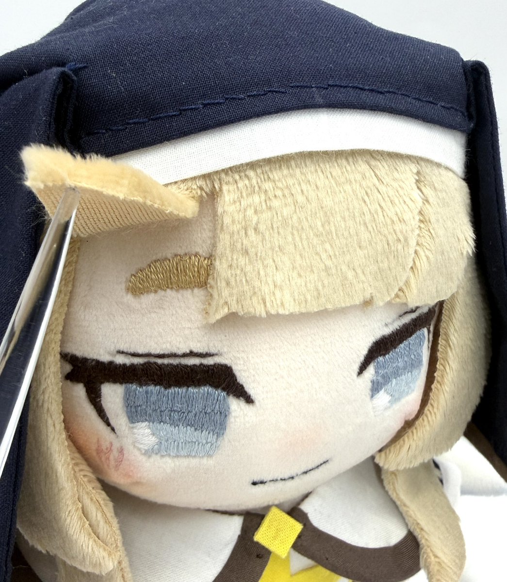 hikage_kage12's tweet photo. ネルぬいに忘れてたモノを追加しました！
...デカすぎたかしら？　大丈夫なはず
これで本当に完成形ネルぬいです！
見えないけど眉もあります！
とりあえずビフォーアフターも

#トリッカル https://t.co/RFzkwBN3BE