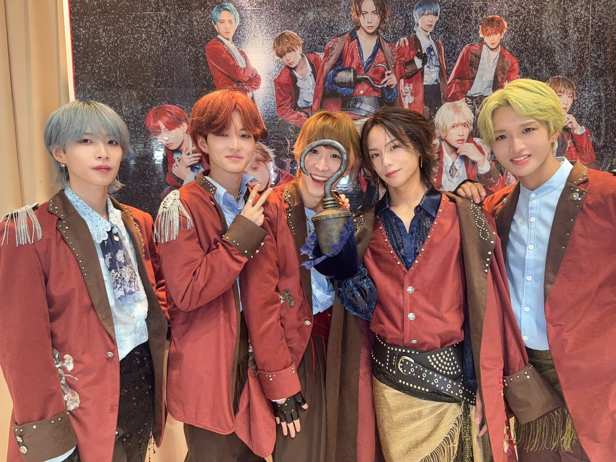 superfantasy_fv's tweet photo. ／
 ニットーモール
＼

リリースイベント初日💿
ありがとうございました！

🎶【Neverland】楽曲視聴▶︎ https://t.co/yVo7cpsjRJ

📸Instagram
https://t.co/7zViTQugI6

#SUPERFANTASY 
#ニットーモール https://t.co/3druS6qdSi