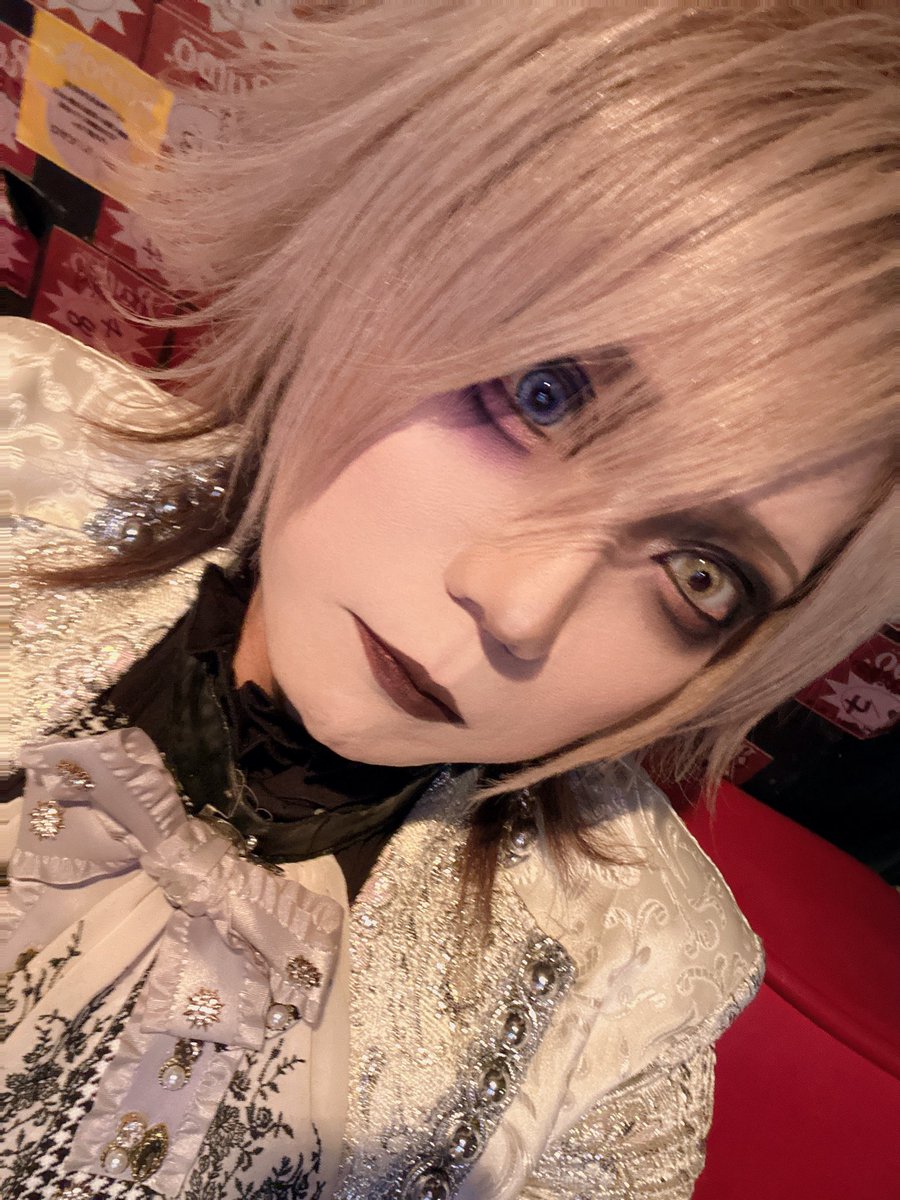 satochiroru's tweet photo. たくさんの思い出がある、大阪。
次にいつ来れるかわからないのが寂しい。

明日は名古屋。
名古屋にも一旦のお別れをします。

大阪ありがとう。
明日名古屋で会いましょうね。 https://t.co/fcbnHxxbfk