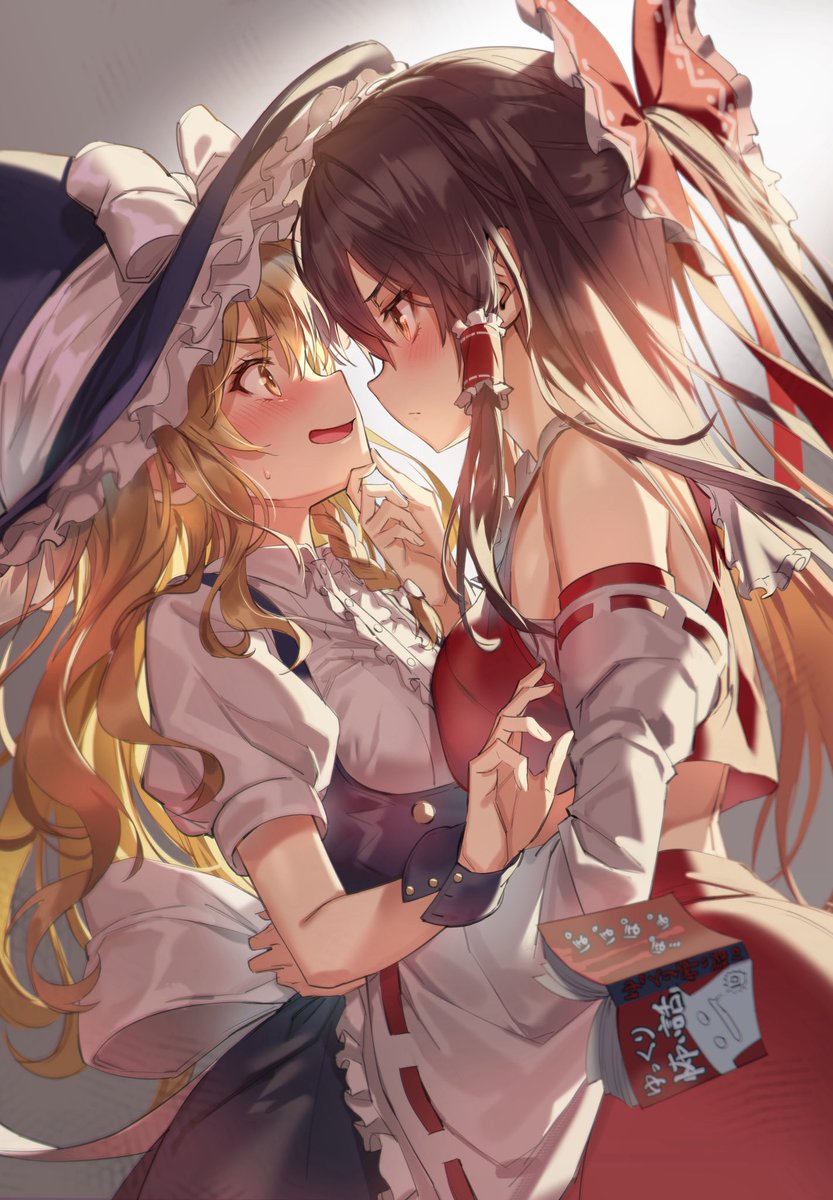 mitcher_meier's tweet photo. これは初めて描いた霊夢と魔理沙の絵 https://t.co/e7opGzGXNb