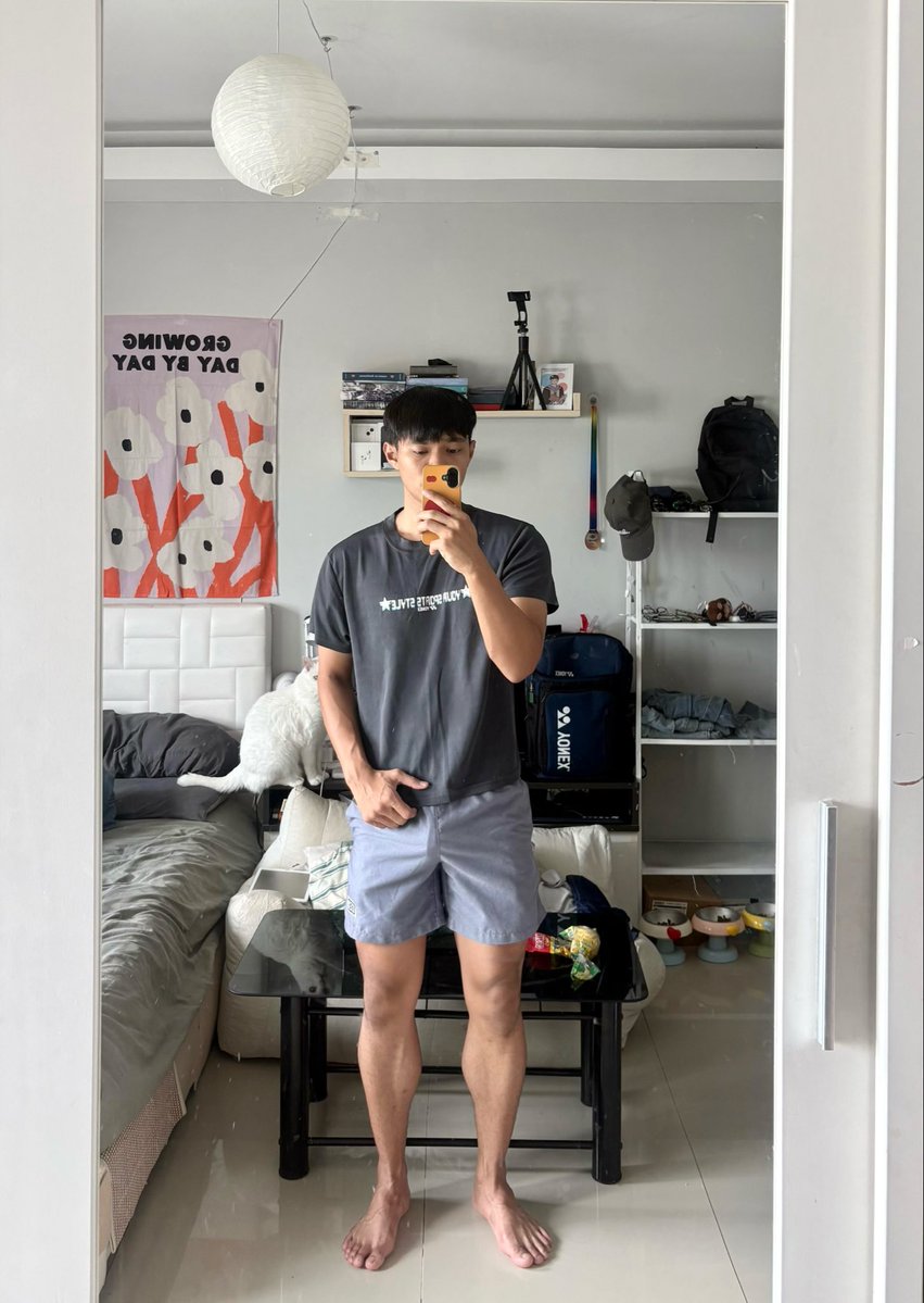 boongboongx2's tweet photo. tiny boi https://t.co/S90GhtqCV1