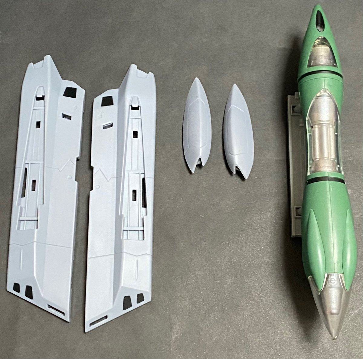 cross_W42S's tweet photo. VF-22用にスーパーパーツを買ってしまった（物が減らない！ https://t.co/LJPSCP3Kos