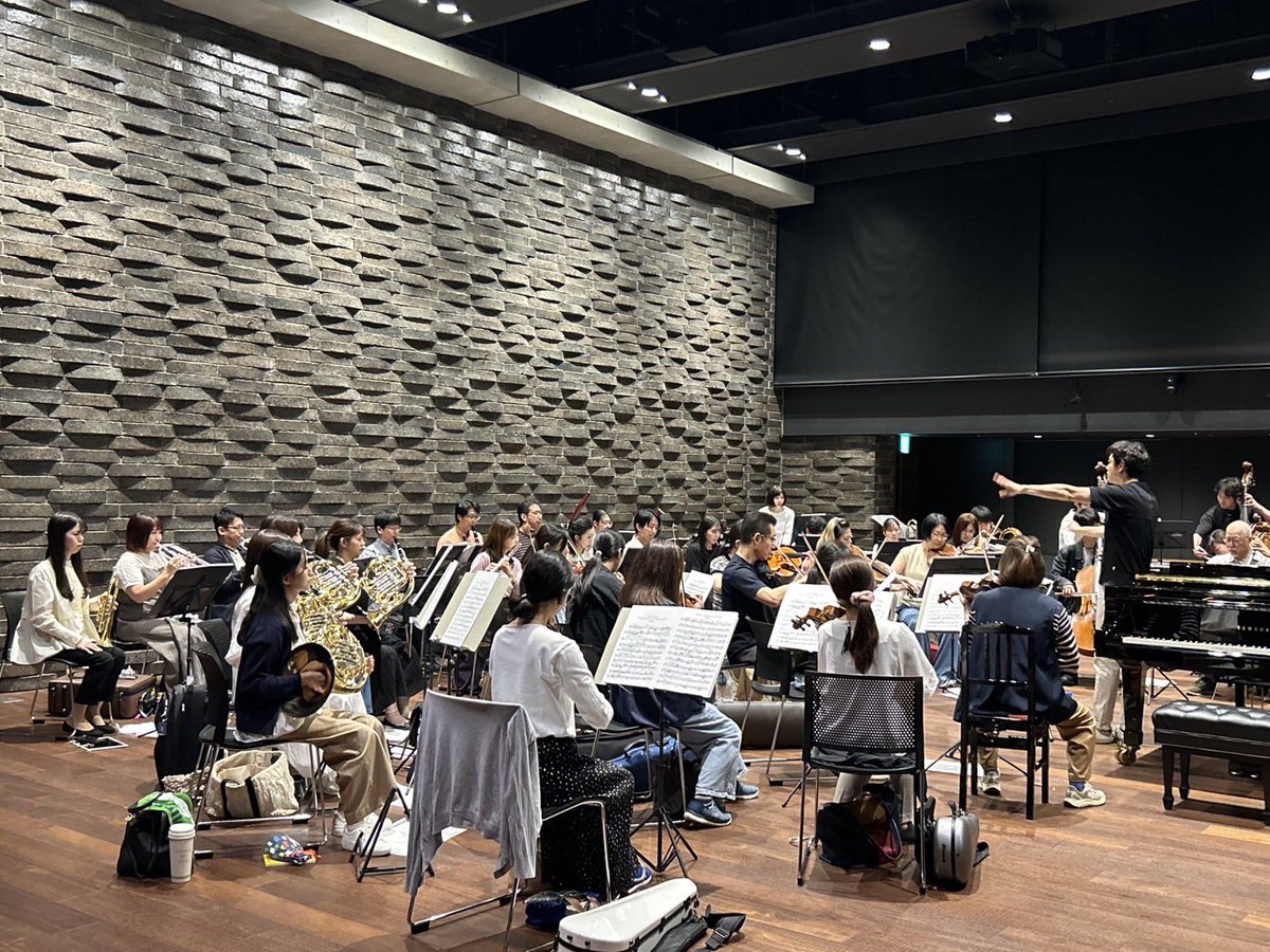 Amabile_phil's tweet photo. マンフレッド序曲🎻 https://t.co/umbZerrnnq