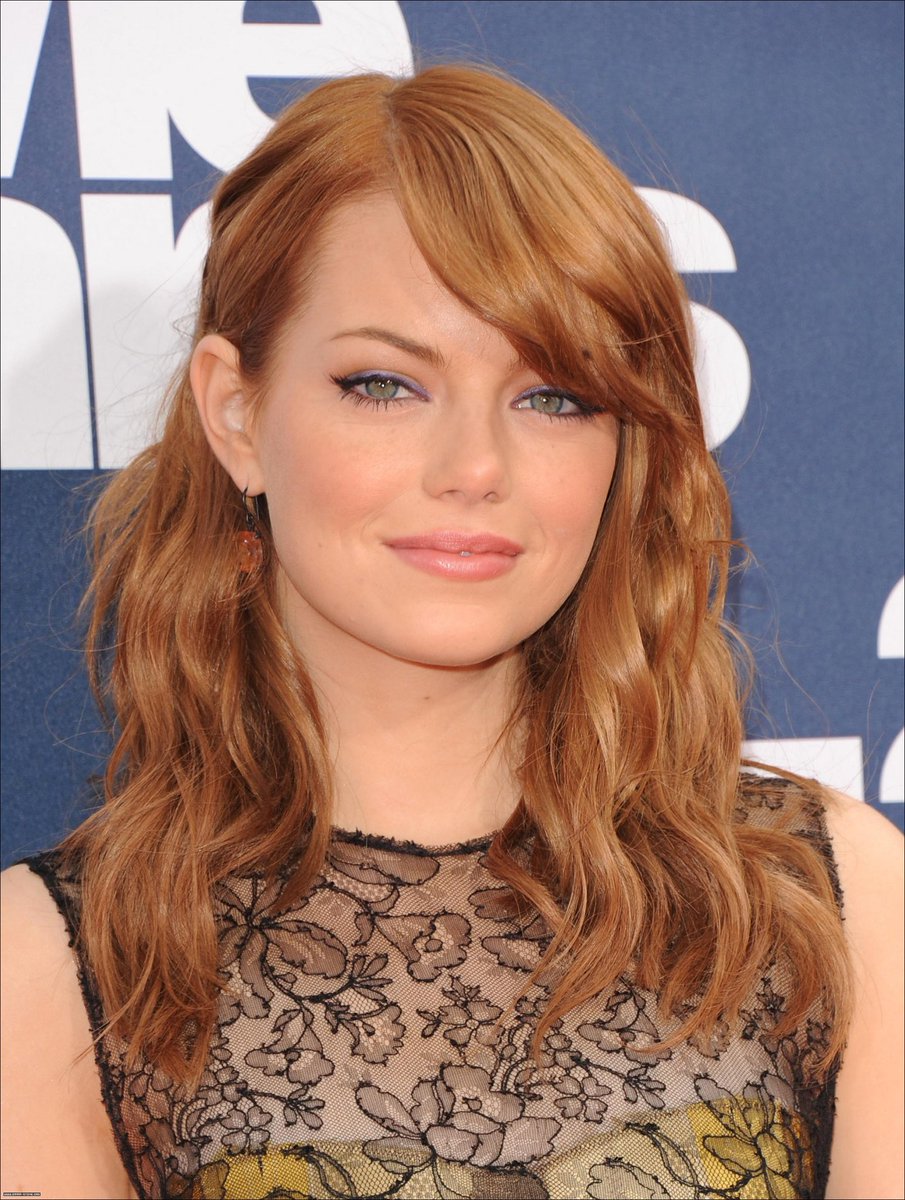 StoneFan27's tweet photo. Emma Stone #StoneSaturday https://t.co/M6xME48RJt