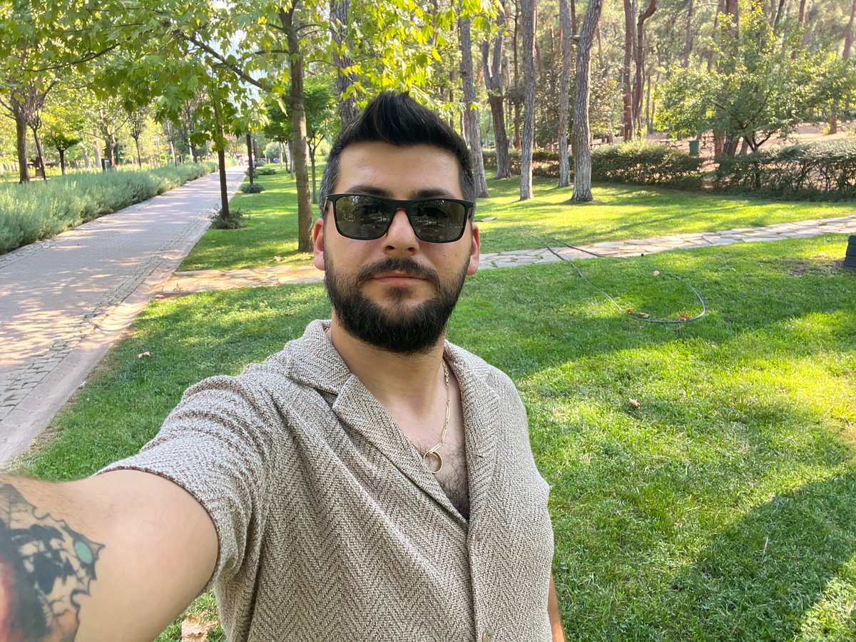 borsateorisi's tweet photo. Tekrar geldim, buradayım.

Yedek hesabım da kim vurduya gidince bir kaç gün kafamı dinleyeyim dedim.
@borsateorisi adıyla aranızdayım. https://t.co/v2PhnYRl2g