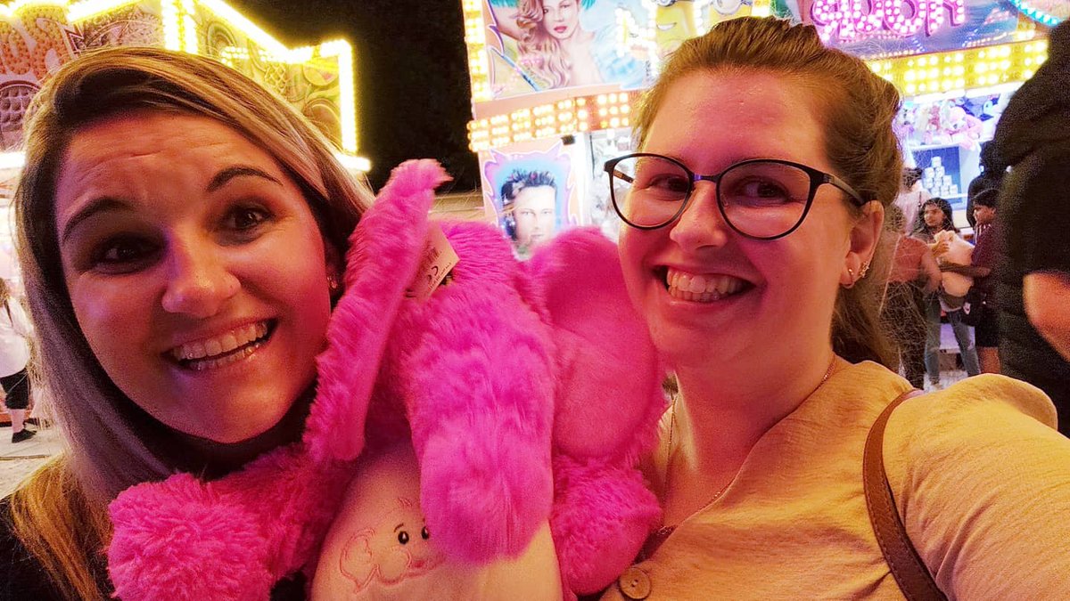 gucros's tweet photo. Risadas, luzes e um bocadinho de nostalgia. Lunapark com a melhor companhia. https://t.co/4cxmU28Heb
