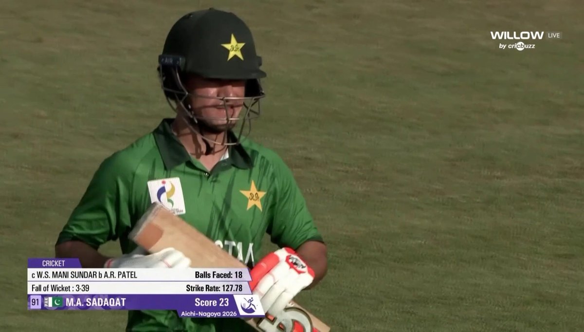 imamit_X's tweet photo. Son, this is not CPL ☺️

#INDvPAK
#Asiangames https://t.co/KZJCMPOScu