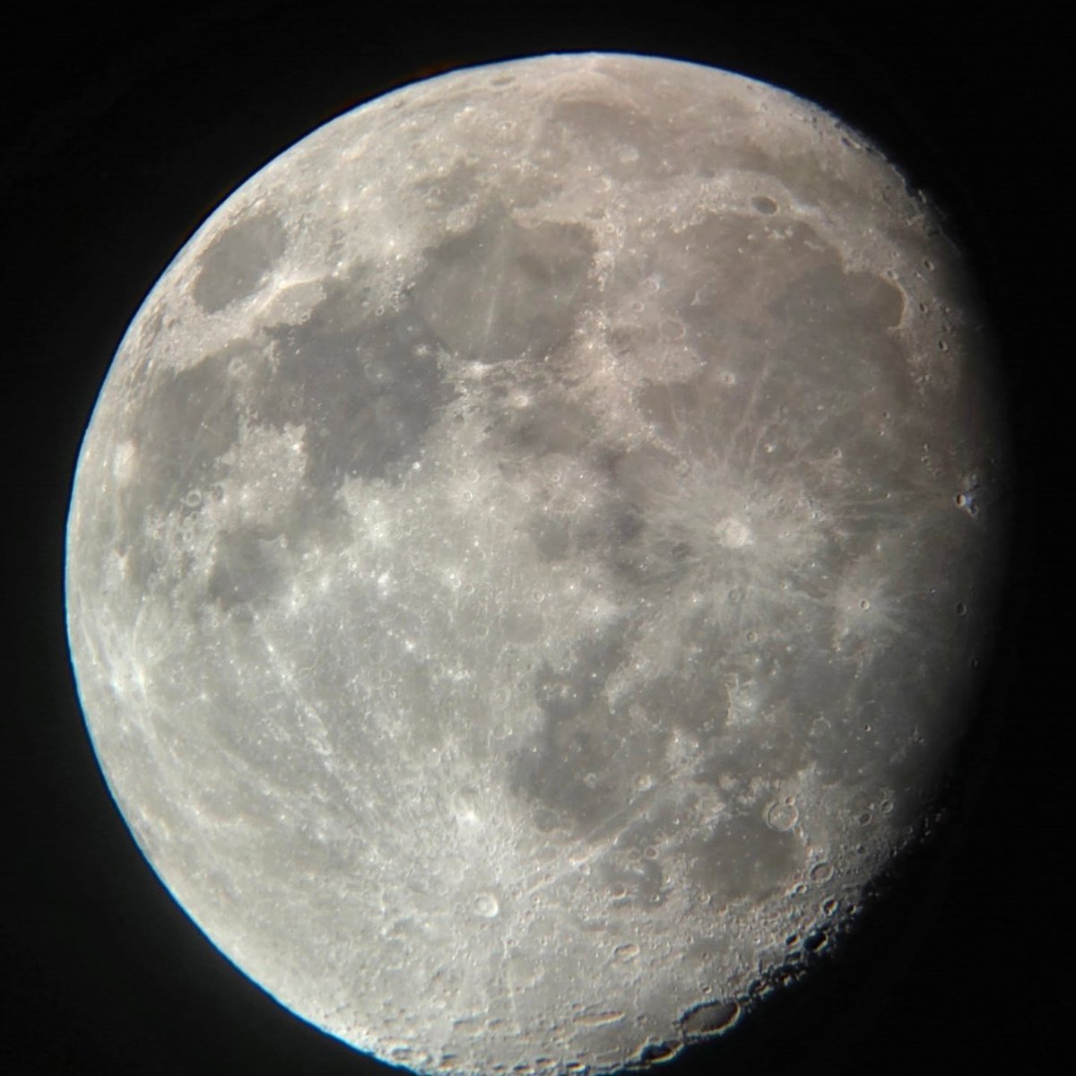 calimero134's tweet photo. Ended the night beneath the stars, taking in the view. https://t.co/0222YDgr97