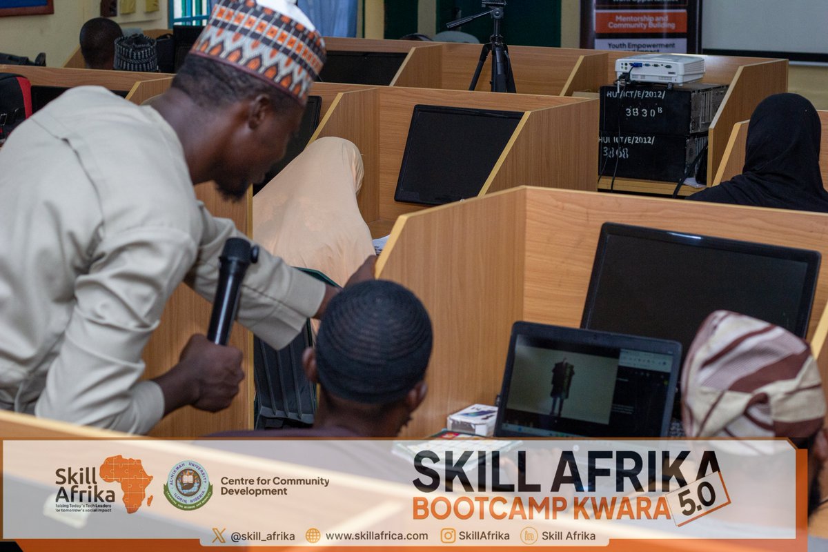 Emproshotit's tweet photo. SKILLAFRIKA BOOTCAMP KWARA 5.0 WEEK 2 

we took another major step forward; It was all about practical learning and execution.
I challenged the participants to create a UGC-style product advertisement video. 
Yes,I'm really amazed 👏 
Kudos to @skill_afrika_ @omoalhajaabiola https://t.co/tKLY3rVvIo