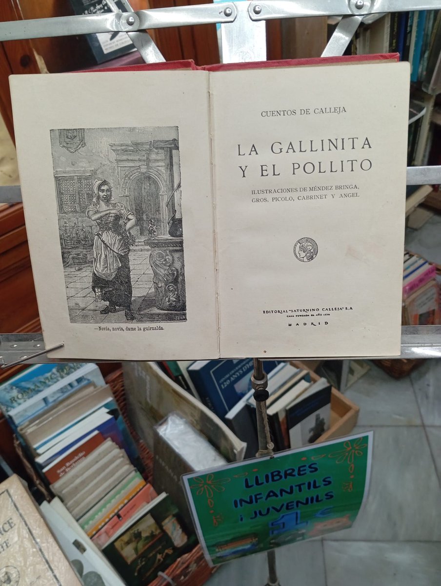 LlibreDelPalau's tweet photo. La gallinita y el pollito. (L’expressió «tens més cuento que en Calleja» vol dir que algú exagera molt i s’inventa històries o posa excuses) #llibredeldia #librodeldia #livredujour #bookoftheday #societat #llibres #libros #books #llibresegonamà https://t.co/W8e6blPnGs