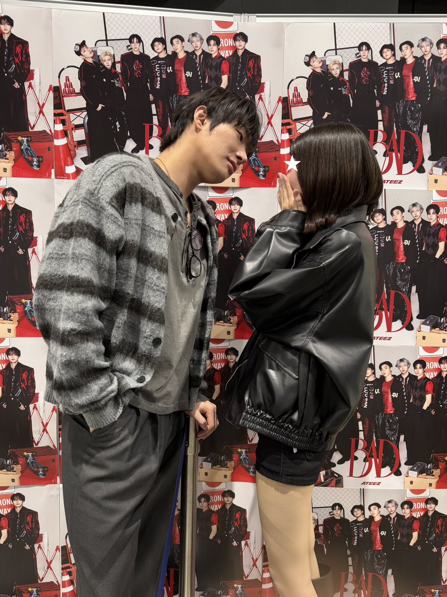 qaeryz's tweet photo. 261003 念願のツーショ🐥♪

#ATEEZ #MINGI #민기 https://t.co/uJob5GXTCu