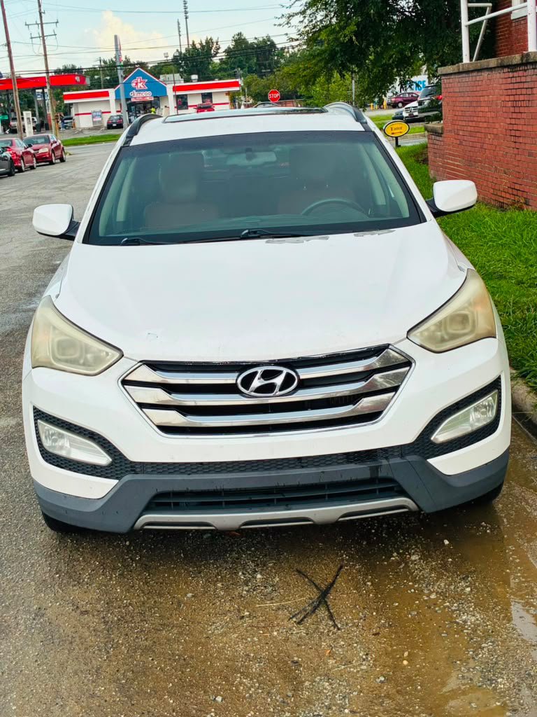 Farouk_Mokwa's tweet photo. 🚨 DISTRESS SALE‼️‼️‼️

🚘 Hyundai Santa Fe
📅 2013 Model
🔑 Smart Key
🗺️ Navigation System

📦 Already Shipped!
🚢 RORO Shipping via Sallaum Lines
📍 Port of Discharge: Lagos, Nigeria
📅 ETA: 6th Nov, 2026

💰 Price: ₦11.9 Million
✅ Buying
✅ Shipping
✅ Clearing

🔥 Complete package — ready for delivery upon arrival!

📲 Serious buyers only.