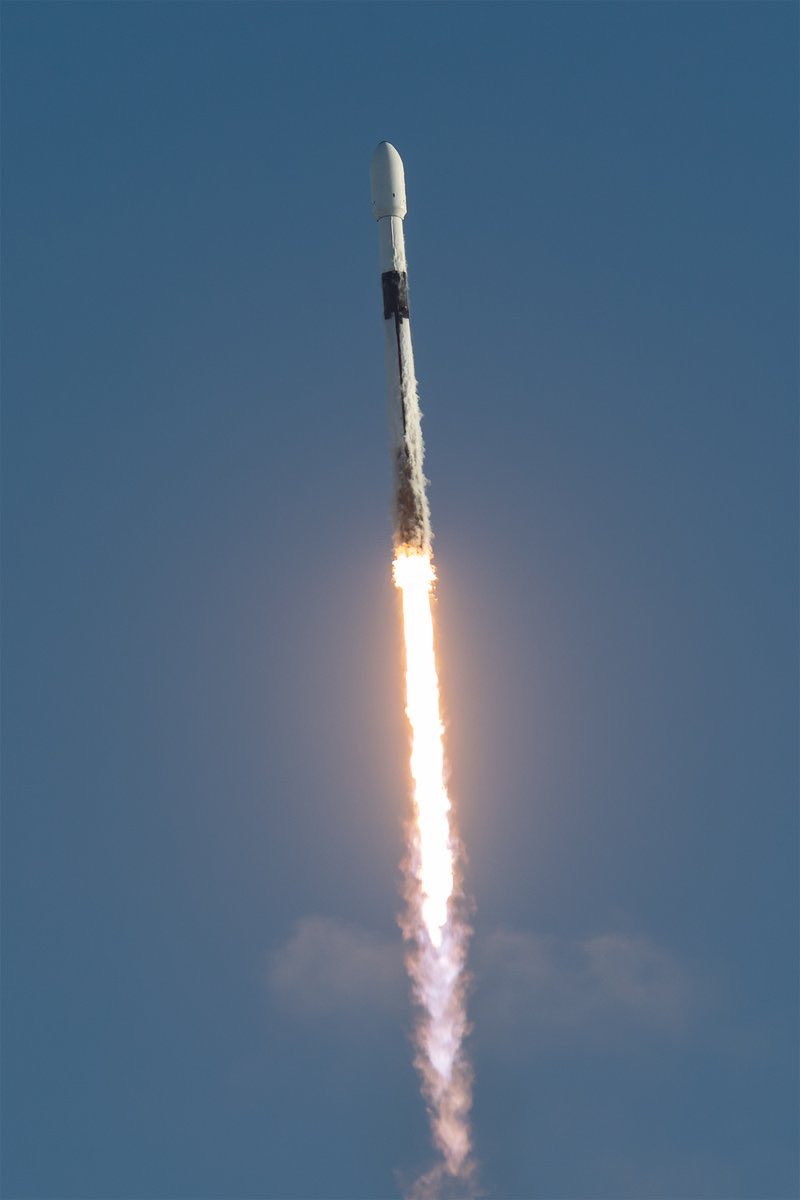 Rocketman_hs's tweet photo. Falcon 9 launches USSF-259 to orbit from pad 4E in California. https://t.co/Rjt65oIdKk