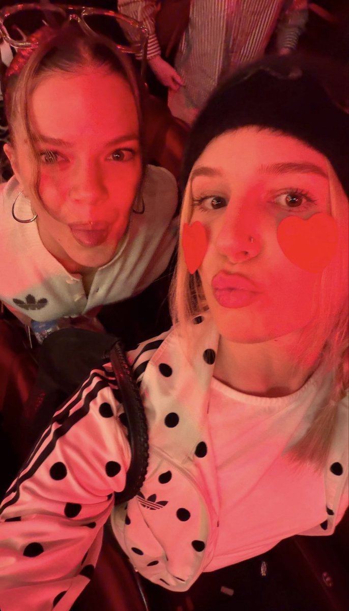 esinupdate's tweet photo. 𑣲⋆Lidya’nın Instagram story güncellemesinden EsLid https://t.co/TZXAdypZIa